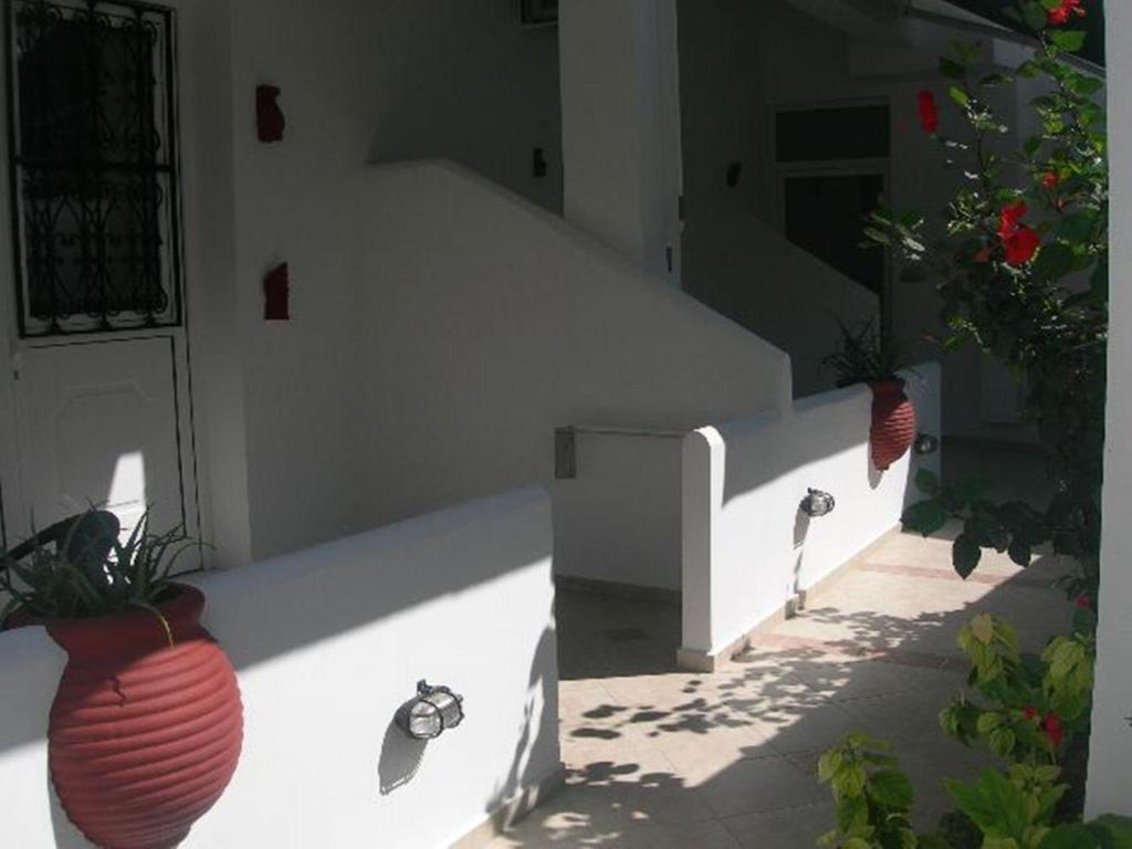 Manto Studios Palaiochora Esterno foto